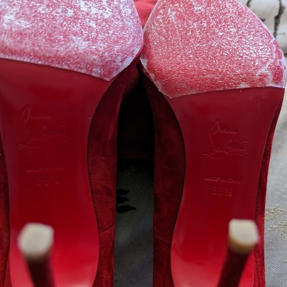 Shies - Picture 4 of 6